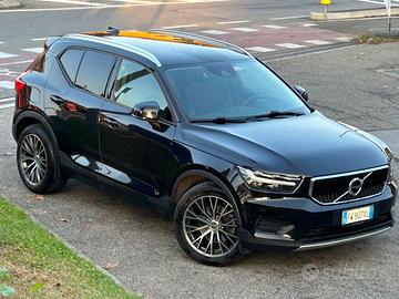 Volvo XC 40, 4x4, full optional automatico