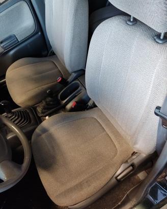 Sedile anteriore sx SUZUKI GRAND VITARA del 1999