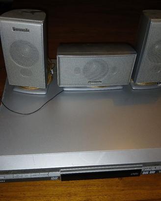 Impianto home theatre con lettore DVD Panasonic 