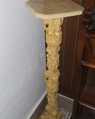 colonna porta vaso
