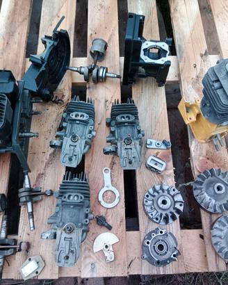 vari ricambi motosega mcCulloch nuovi 