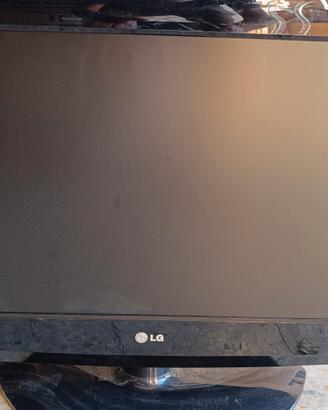 TV LCD LG SCHERMO PIATTO