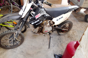 Pit bike 125