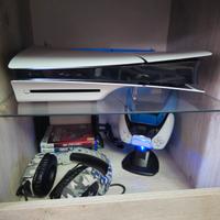 PS5 Slim Disco + 2 Joy Caricanti + 3 Giochi Top + 