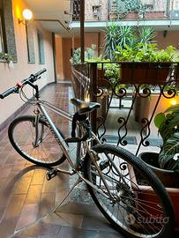 Bicicletta ragazzo 14-18 anni