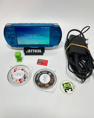 Sony PSP 3004 Vibrant Blue – 2 Giochi + Memory 4GB