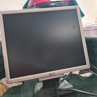 monitor LCD  da 16