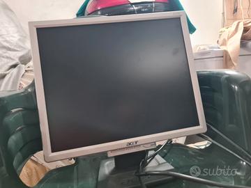 monitor LCD  da 16