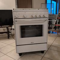 Cucina Smeg a gas 4 fuochi forno elettrico