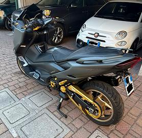 T Max 560 tech max 2022
