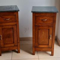 comodini di castagno vecchi