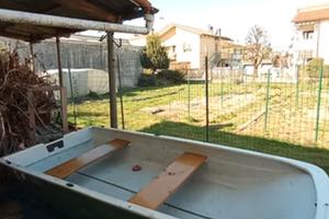 Barca con motore elettrico