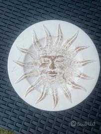 Scultura sole vintage dipinto a mano e numerato