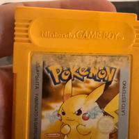 Pokemon Giallo