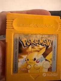 Pokemon Giallo