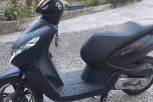 scooter peugeot