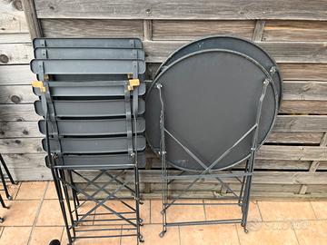 Sedie e tavoli da esterno