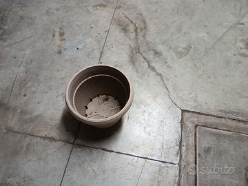 vaso da giardino / terrazzo in resina grigio 