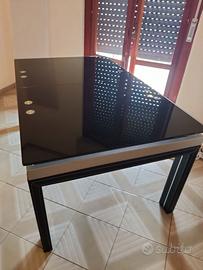 Tavolo in cristallo nero allungabile
