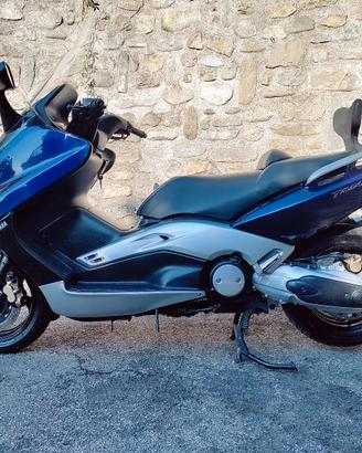 Yamaha Tmax 500