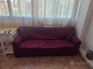 divano 3 posti e armadio 
