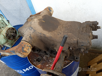 Sollevatore trattore Lamborghini 1056