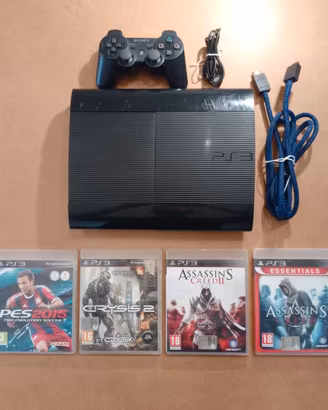 PS3 slim 500 GB + 1 controller+ 4 giochi  