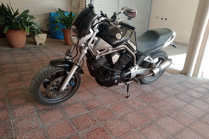 Yamaha bulldog bt 1100