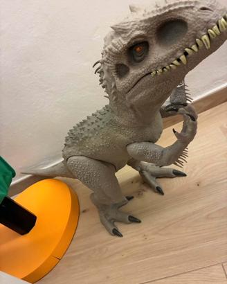 Grandi dinosauri giocattolo