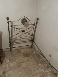 Letto singolo in rame