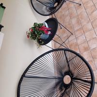 Tavolino e sedie da esterno