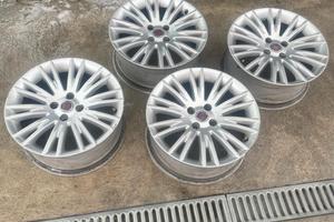 Cerchi in lega 16" Originali Fiat Bravo
