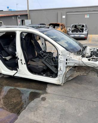 Scocca per taglio lamierato NISSAN QASQHAI 2024