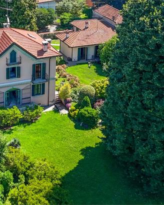 VILLA LA PUNTA DI LISANZA