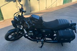 Moto Guzzi v7 stone