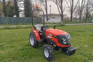 Trattore VST 927 -NUOVO