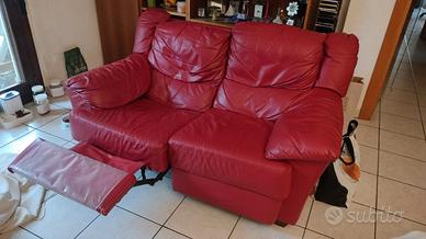 Due Divani in vera pelle a due posti