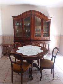 mobili armadi e  vetrina 