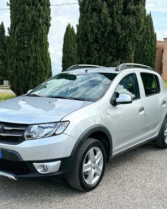  Dacia Sandero Stepway 1.5 dCi 