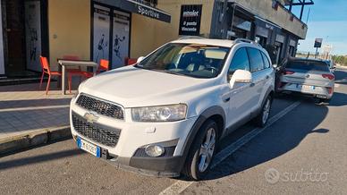 chevrolet captiva 2.2   7 posti
