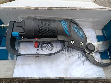 Forbice in fibra di carbonio Campagnola