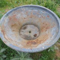 Vaso in ghisa 110 cm di diametro max