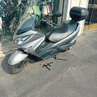 Suzuki Burgman 200 UH200ABS