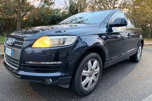 Audi Q7 3.0 V6 TDI 233cv QUATTRO Tagliandata!