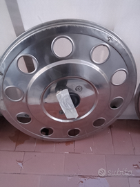Coppe ruote cromo per Iveco gemellato