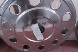 Coppe ruote cromo per Iveco gemellato