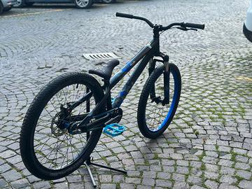 Bici SCOTT da dirt ruote da 24