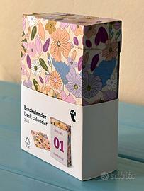 Piccolo calendario 2026 da scrivania a strappo