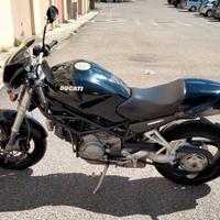 Cerchi una bella moto? eccola