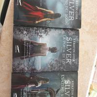 Saga Silver di Kensington Gier